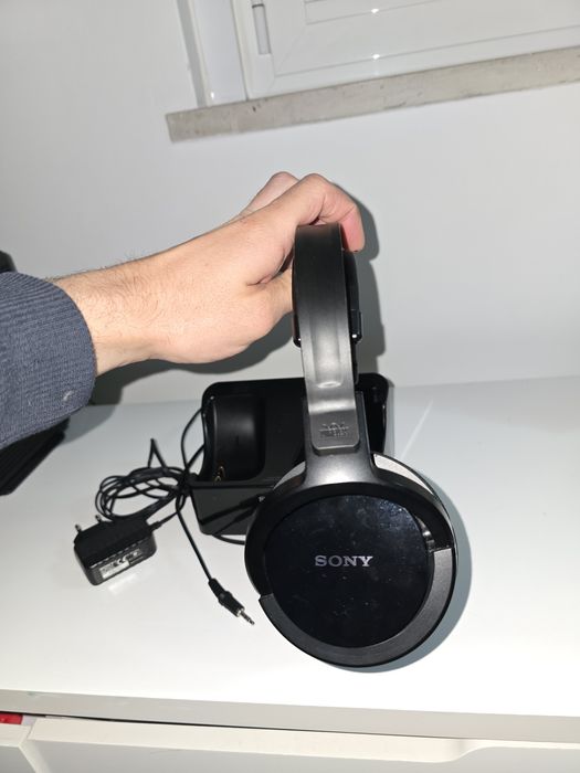 Fones sem fios Sony / Auscultadores MDR-RF811RK