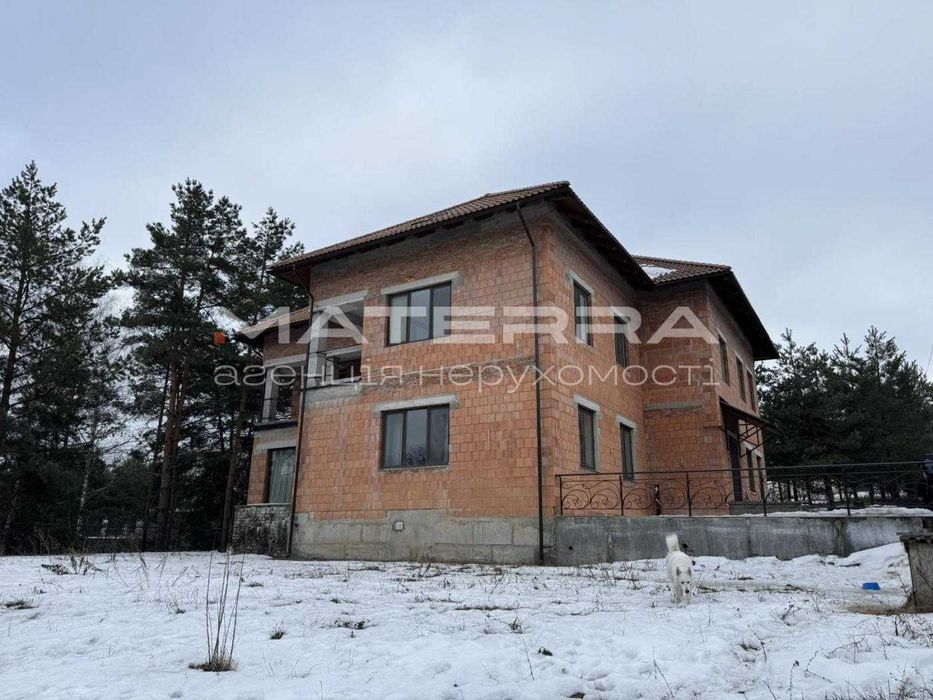 Віта-Поштова Продаж будинку 400м2 з частковим ремонтом, поруч з лісом