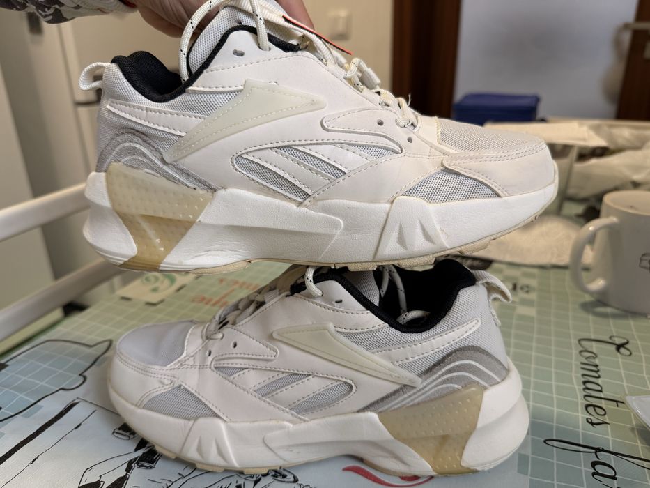 Sapatilhas Reebok em bom estado 37.5