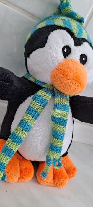 Maskotka pingwin nowa