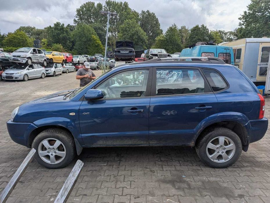 капот кпп фара бампер крила фонар кришка Hyundai Tucson розбірка