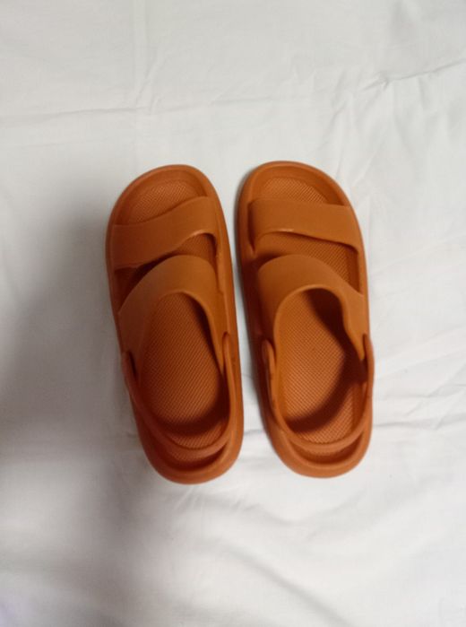 Тапки женские новые