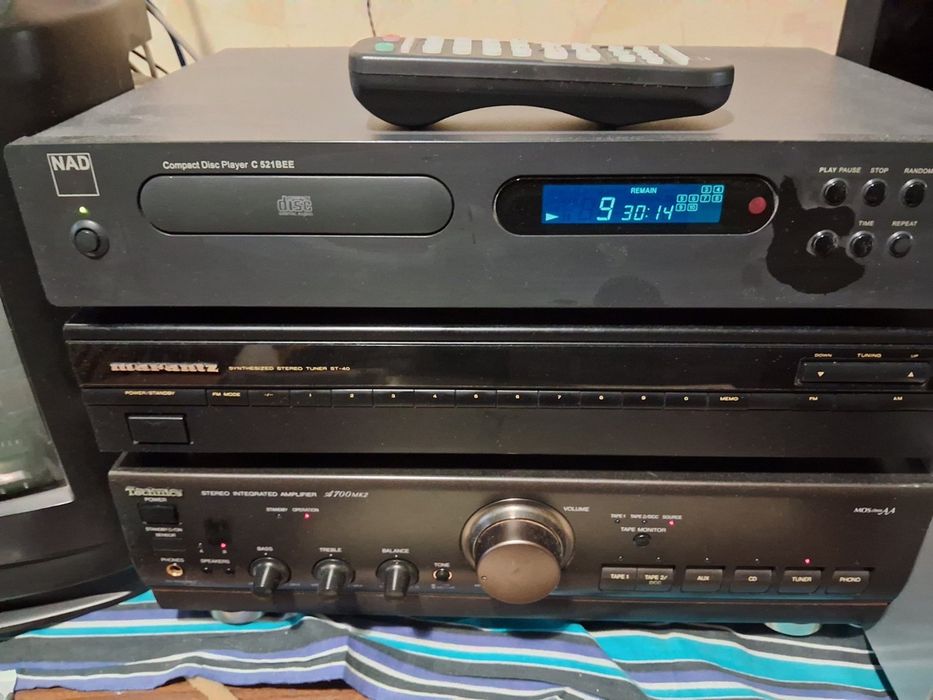 CD проигрыватель NAD -521