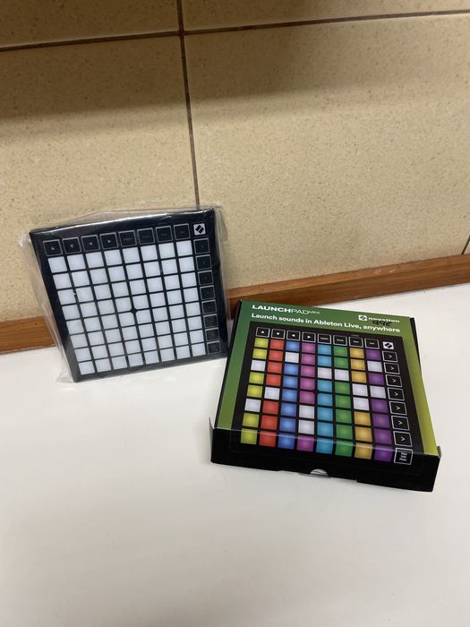 Controlador Novation Launchpad Mini MK3 c/fatura e garantia