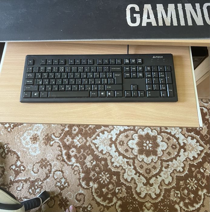 Письменный стол дсп