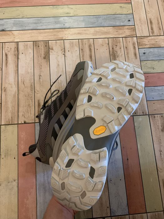 кросівки merrell