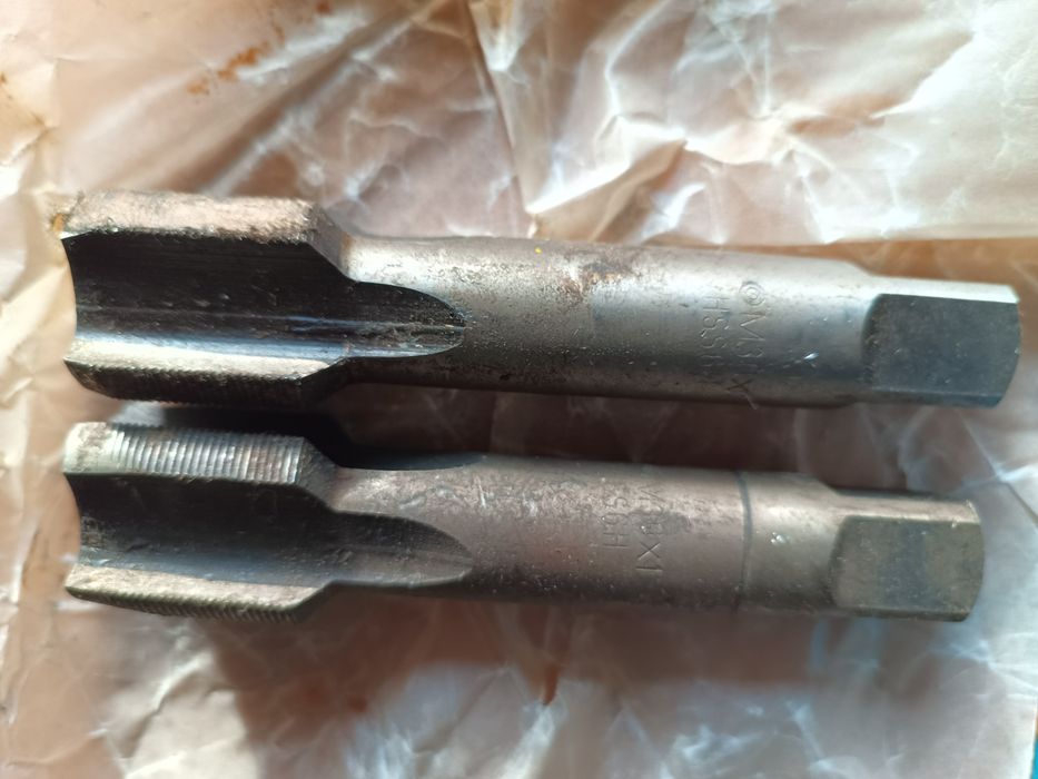 Gwintownik 30x1 hss