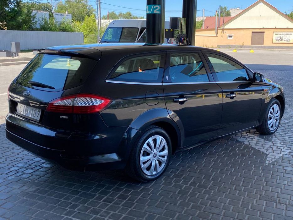Продам Ford Mondeo 2010 год 2.0 турбодизель автомат  6 ступенчатый