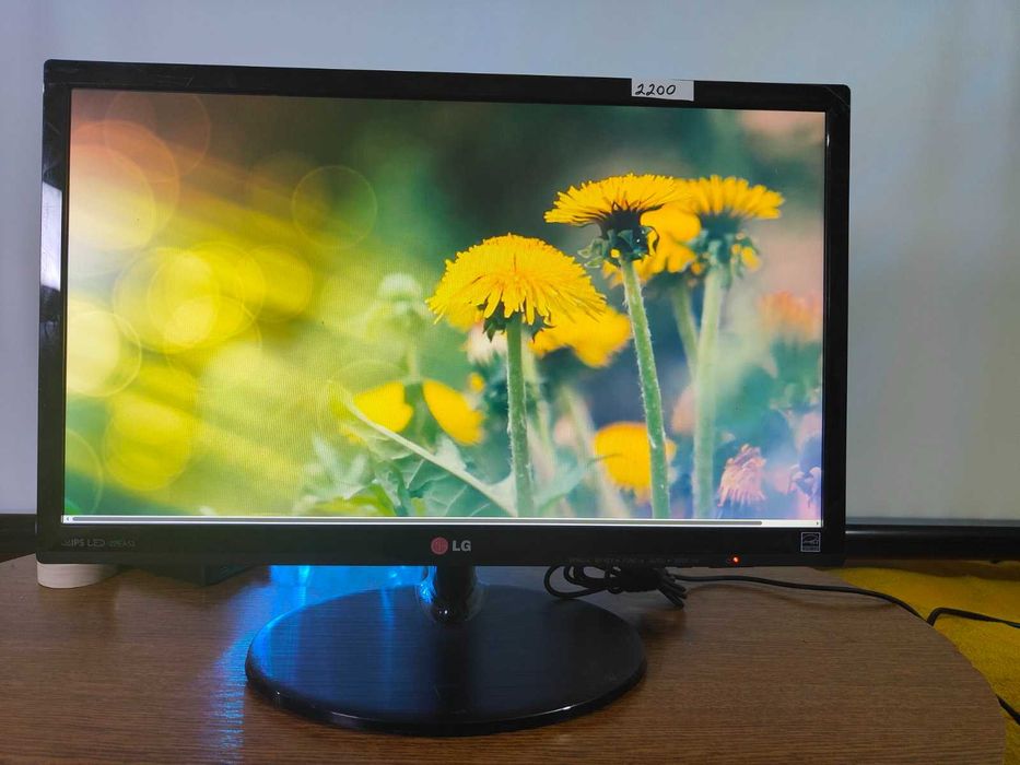 Монітор LG 22EA53VQ-P 21.5 дюйма, IPS, Full HD, 60 Гц