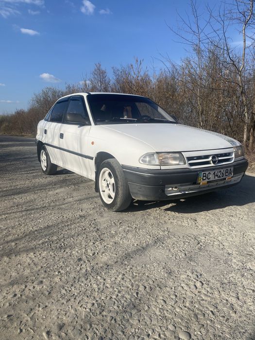Продається опель астра D 1992 року