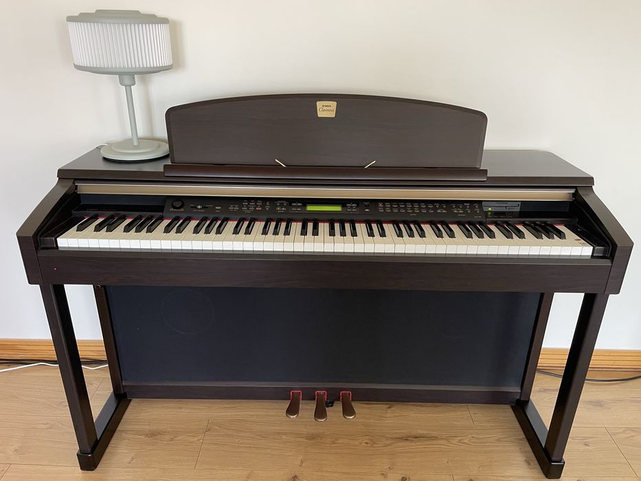 Piano Yamaha Clavinova