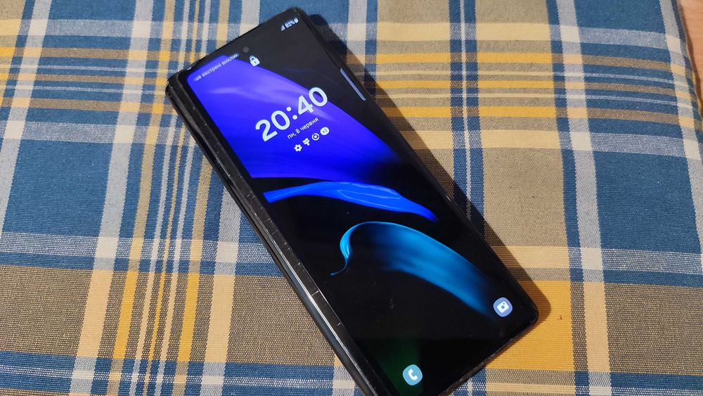 Обмін Samsung Galaxy Z Fold2 LTE  12/256
