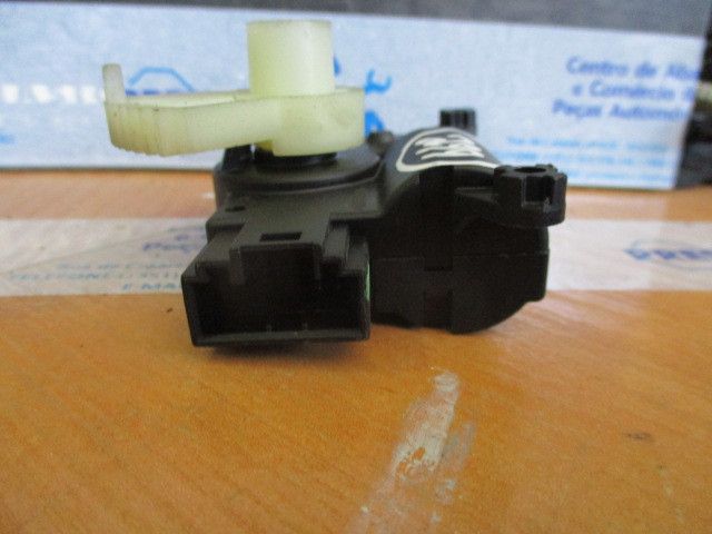 Motor da comporta da sofagem ALFA ROMEO Mito (955_)