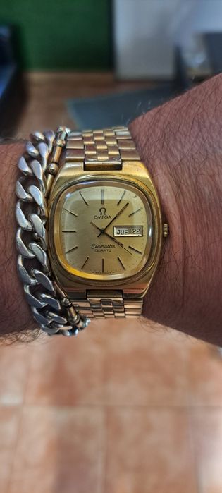Relógio Omega seamaster.