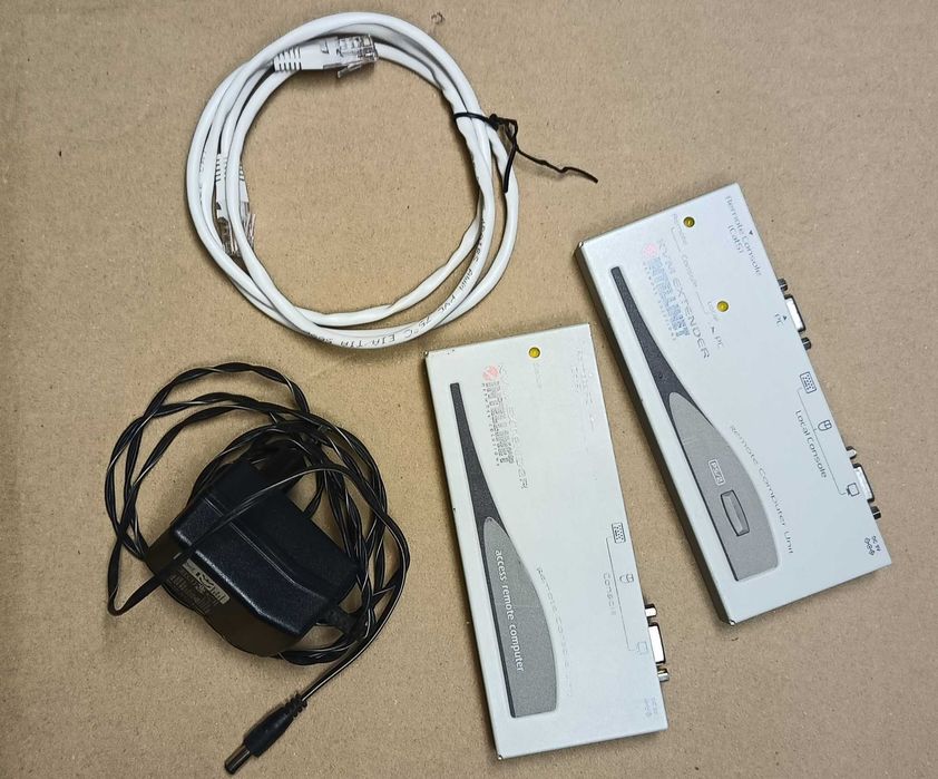 Przedłużacz VGA KVM Extender INTELLINET (kompet).