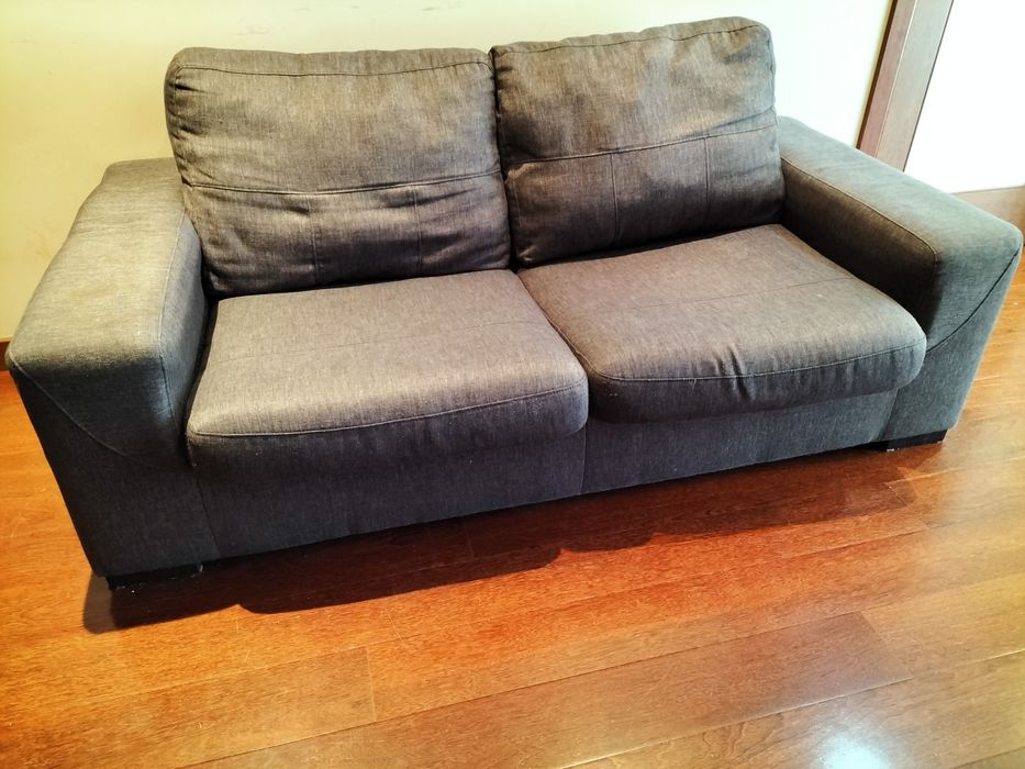 Sofá-cama  usado