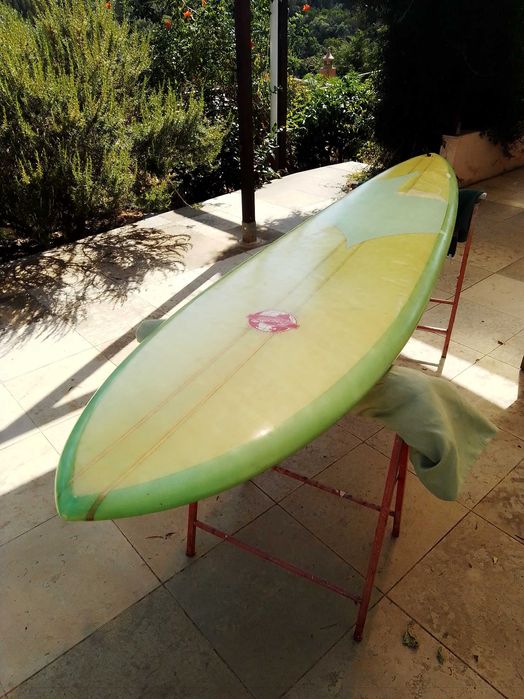 Essential Surfboard 8'6, Retro 2 stringers single fin longboard Lagos