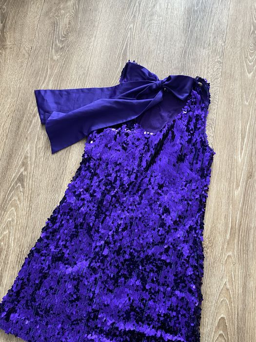 Святкова сукня в паєтки new look