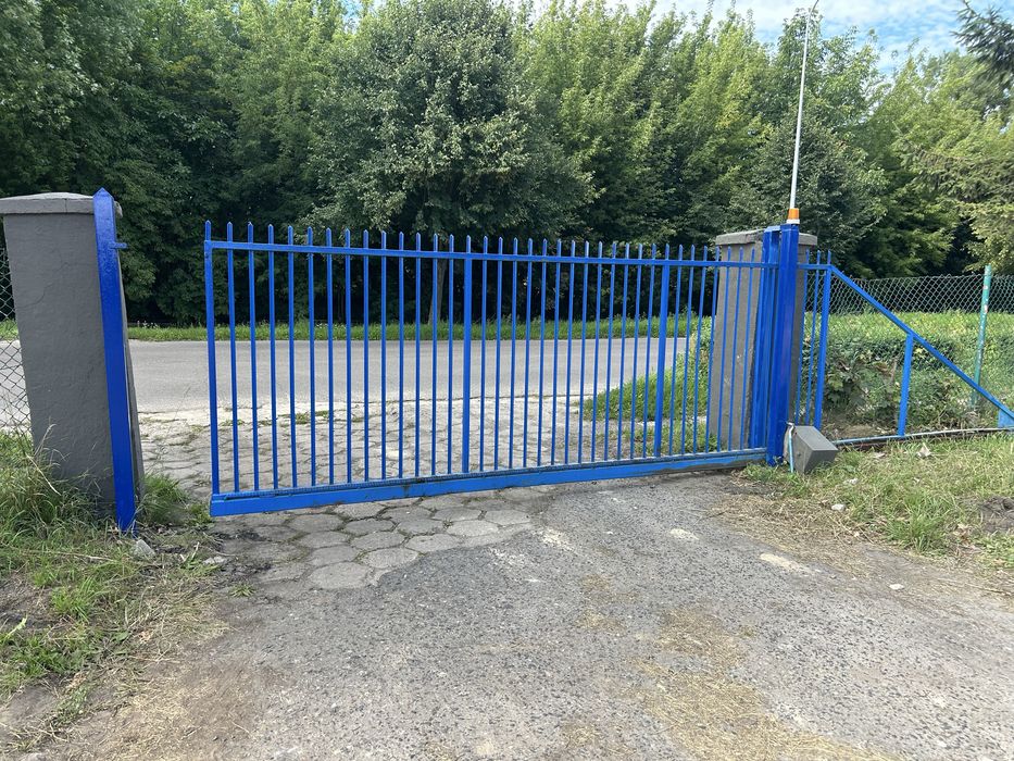 Brama ogrodzeniowa z napędem 5 m  światła