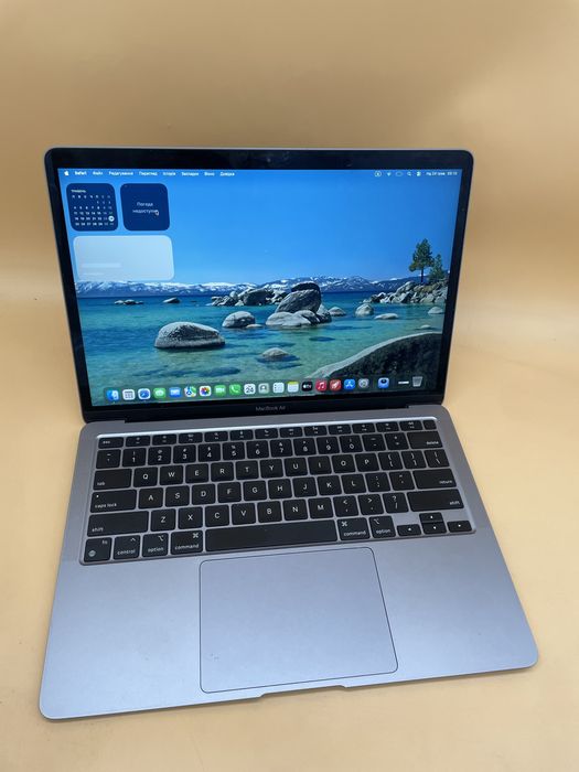 Macbook air m1 2020  256 gb ssd 8gb ! Всього 97 циклів