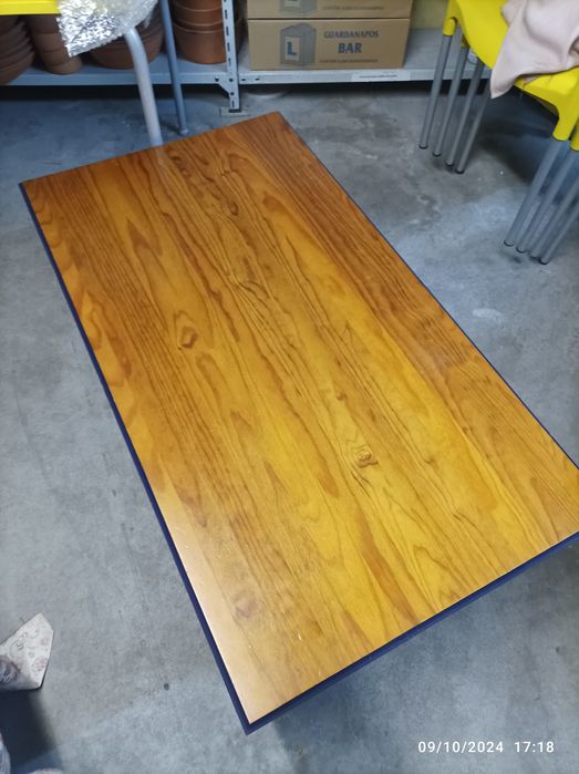 Mesa apoio Sala estar