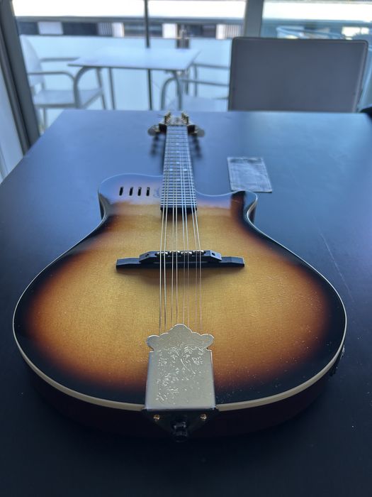 Bandolim Godin A8 Cognac Burst