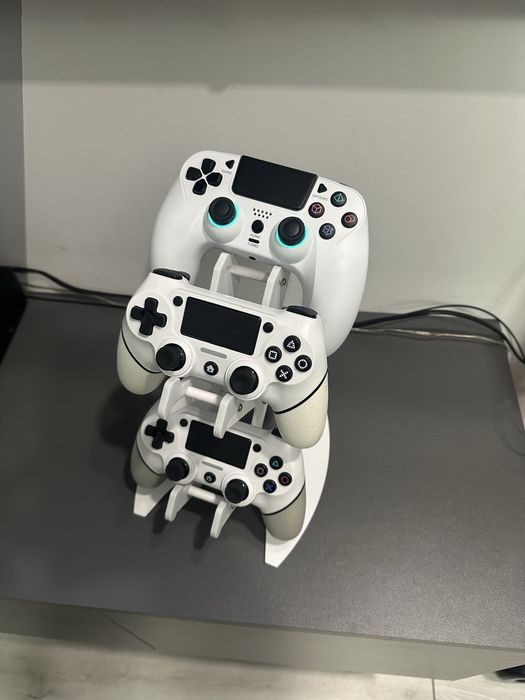 Продам бездротовий геймпад для PS4