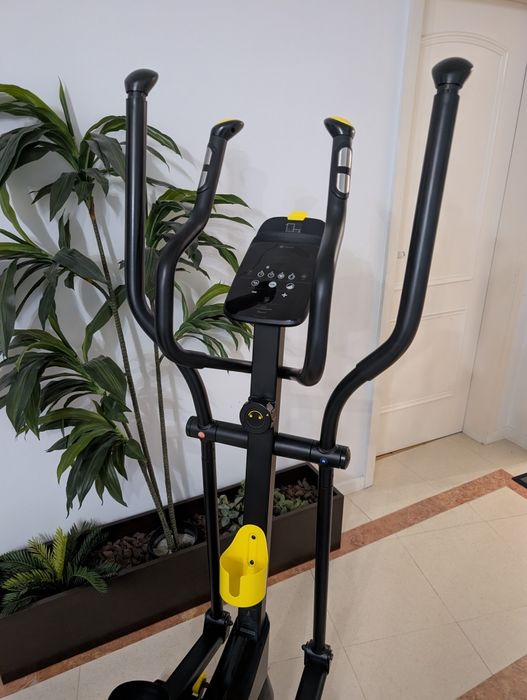 Bicicleta Elítica Domyos EL 520 Autoalimentada – Como Nova