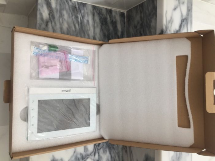 Monitor Dahua VTH1550CHW-2