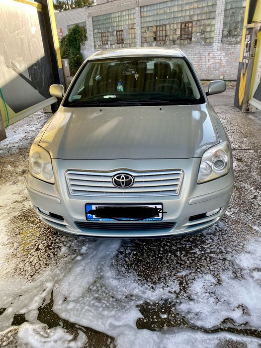 Toyota Avensis Cena do negocjacji Avensis Toyota 1.8 idealny stanie