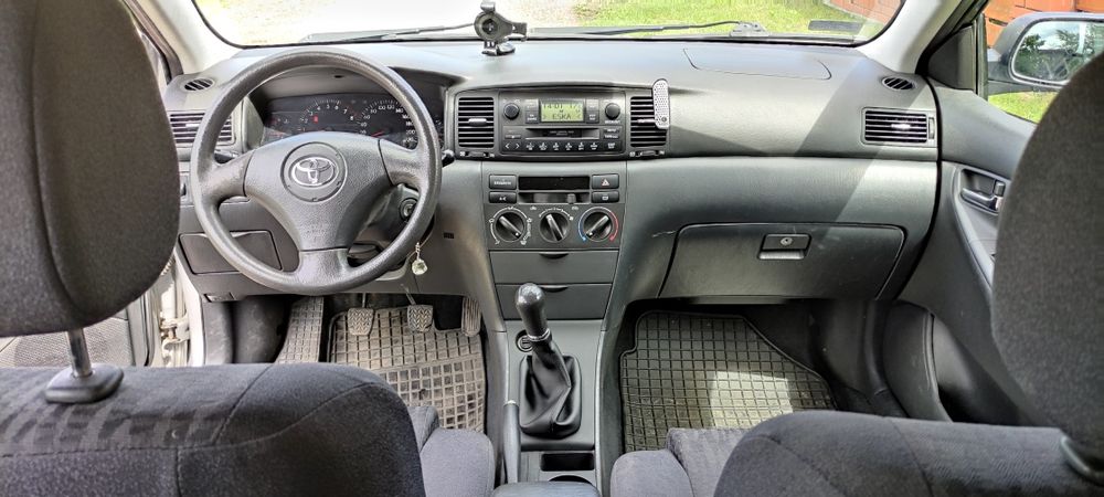 Toyota Corolla e12