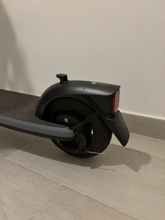 Trotinete Elétrica Segway - Ninebot Ninebot E2E II 450W