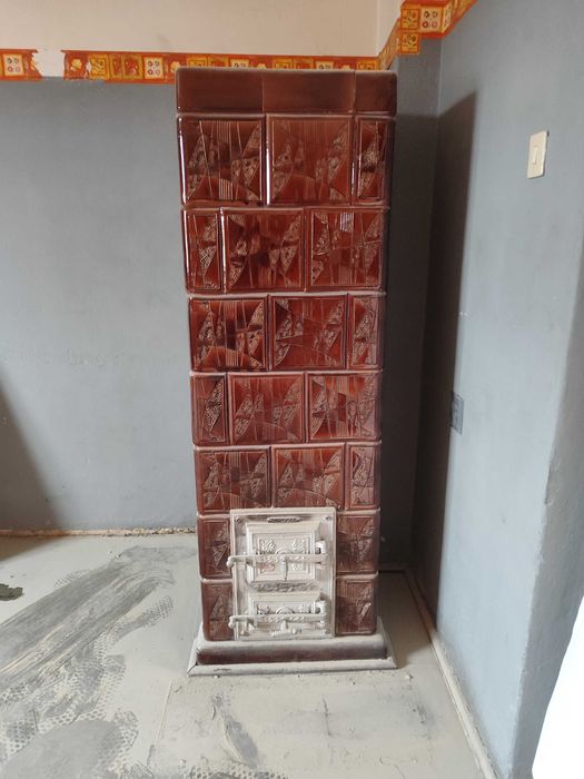 Piec kaflowy w bardzo dobrym stanie