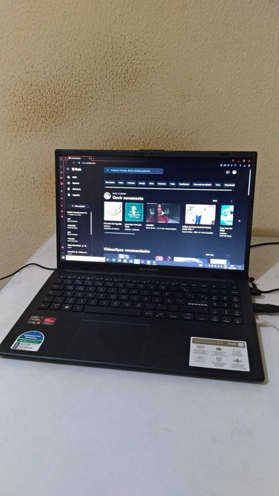 Notebook portatil asus vivobook 14/15AMD RYZEN 5 7520U with randeon grafics (PREÇO NEGOCIAVEL)