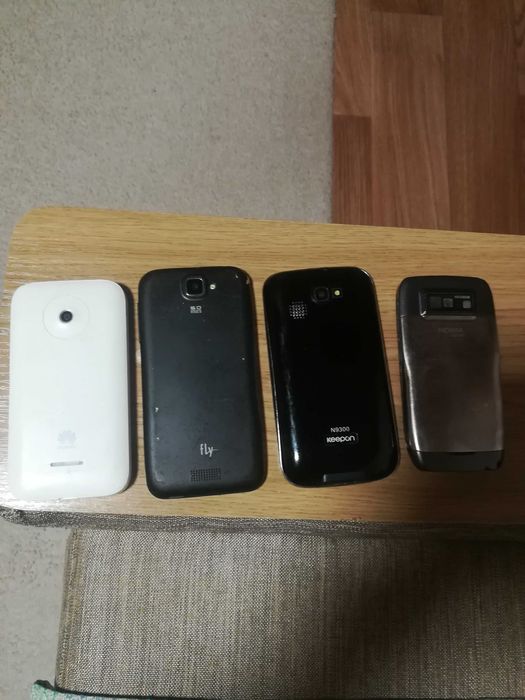 Продаю рабочие и не рабочие мобильные телефоны