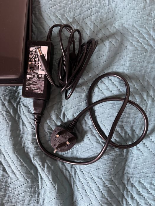 Dell Latitude 3189
