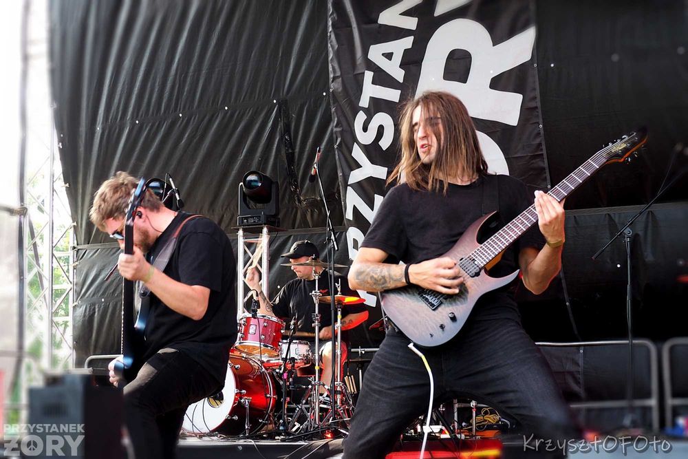 Gitary z Cezarym - Nauka gry na gitarze Ostrołęka (Nauka i Serwis)