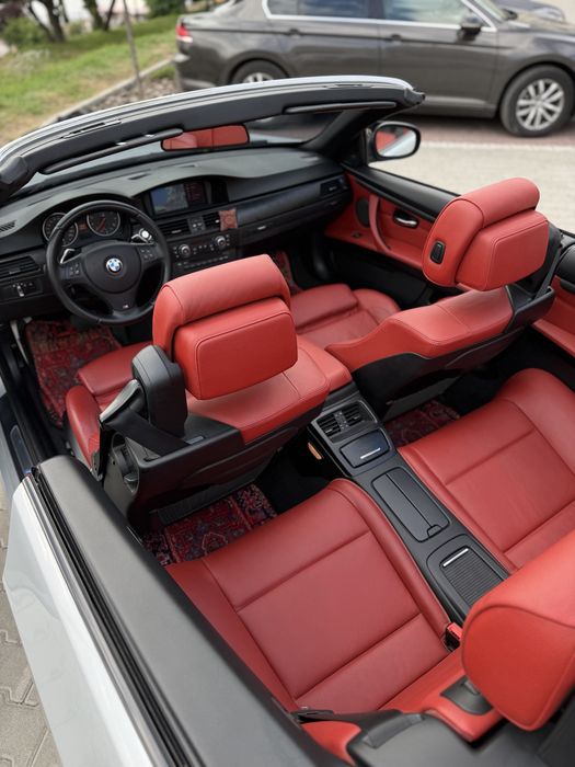 Продам BMW бмв e93 n52b30