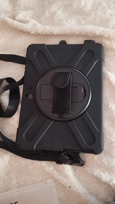 Захисний чохол для планшета