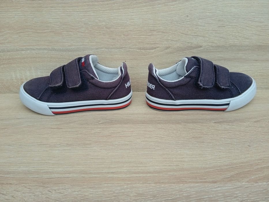 Кроссовки,кеды на мальчика TOMMY HILFIGER р.23,5,25