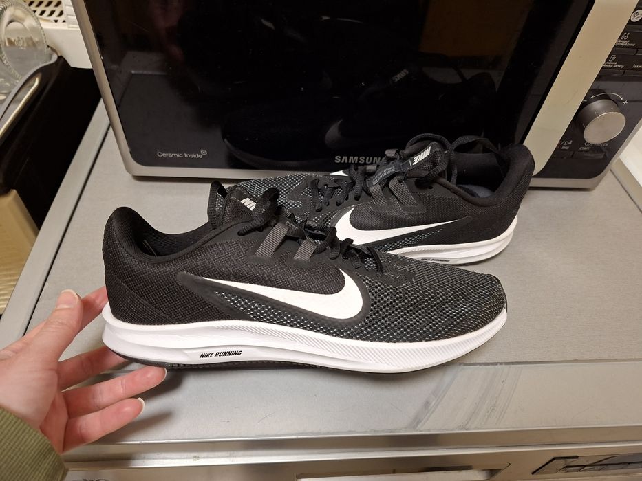 Кроссовки nike  running р 40 -25.5см сетка новые оригинал