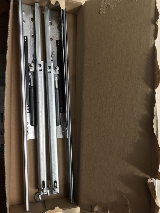 Calha para gavetas Besta IKEA