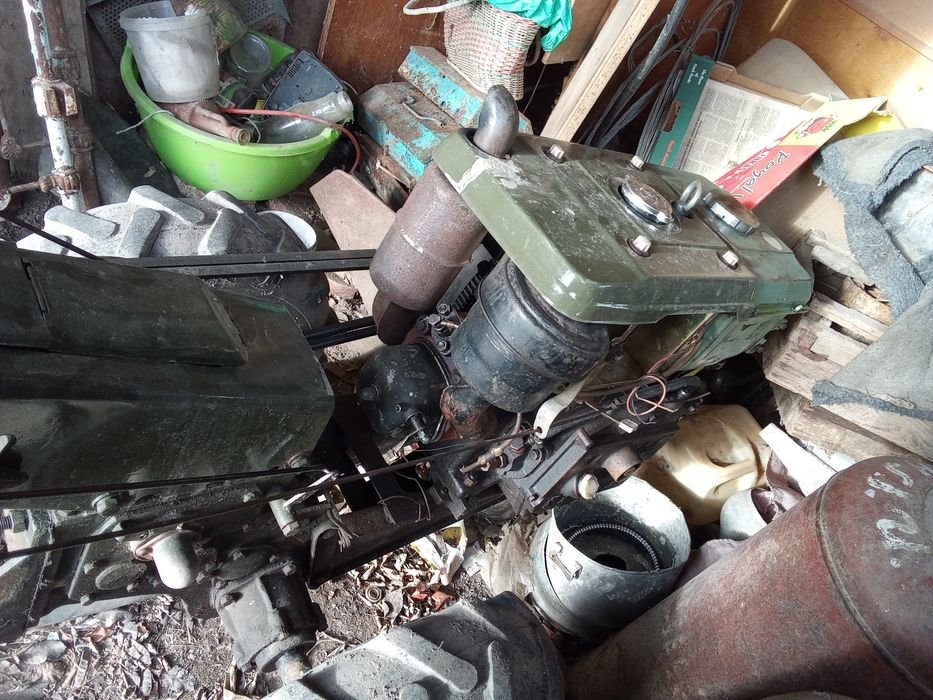 Продам мотоблок ЗУБР 10
