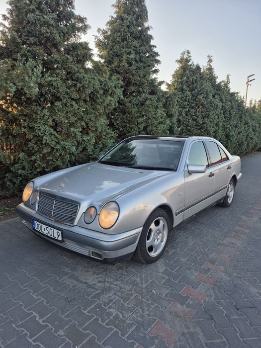 Mercedes-Benz Klasa E