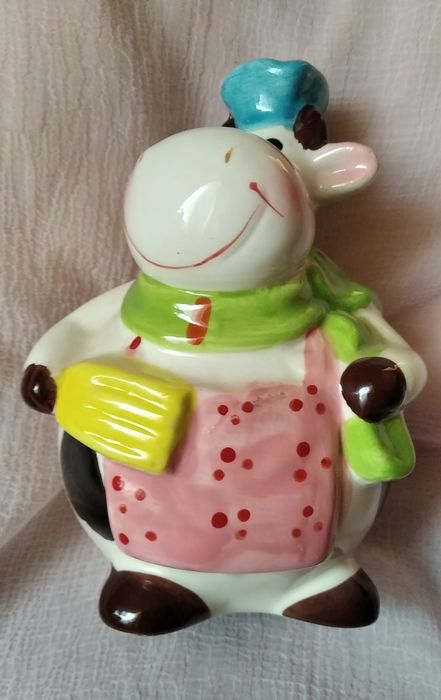 Копилка фарфоровая новая.