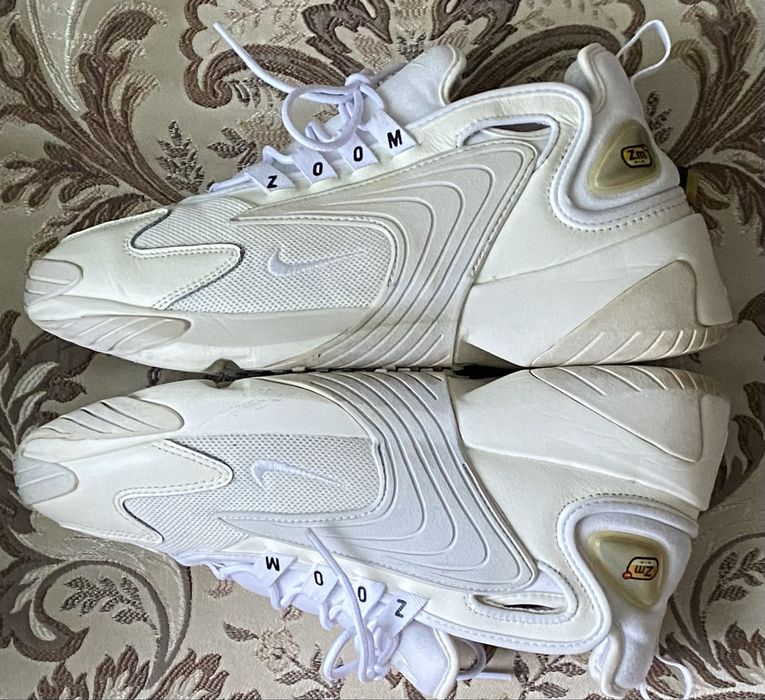 Оригінальні кросівки Nike Zoom 2K.