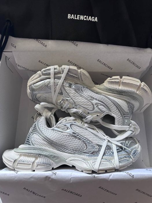 Balenciaga 3XL White Silver трендові кросівки баленсіага  на платформі