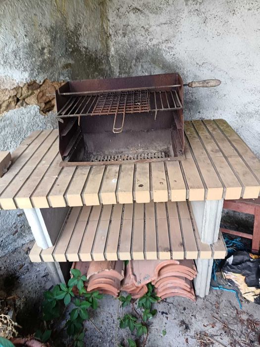Churrasqueira modular em Tijolo e cimento