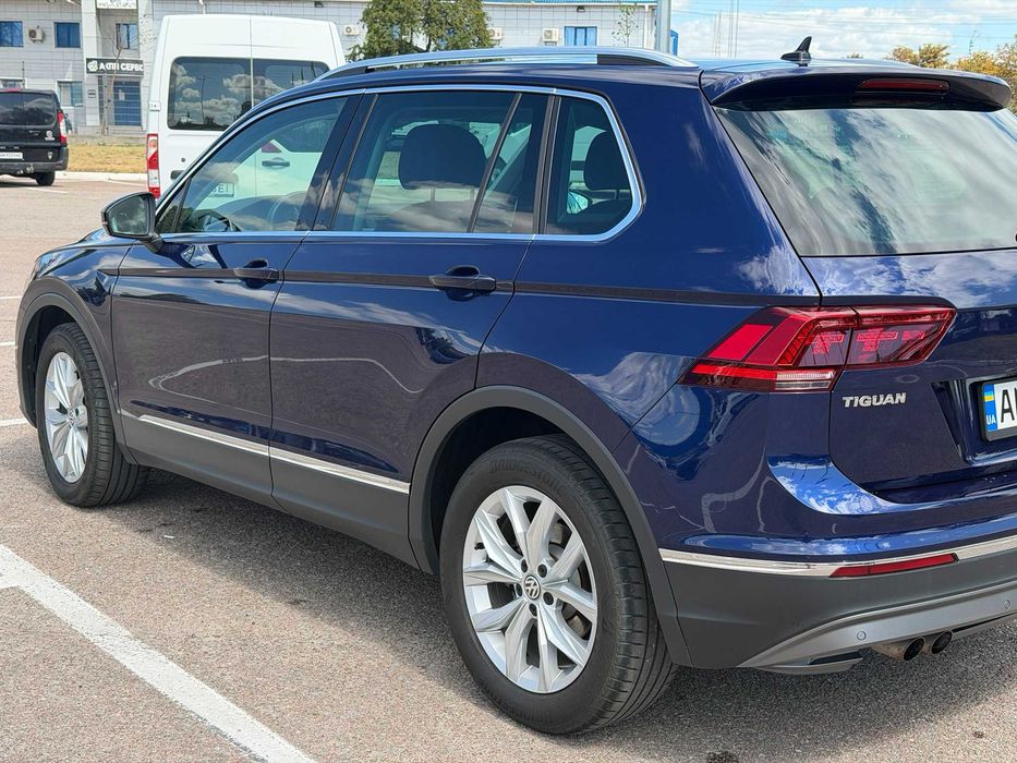 Volkswagen Tiguan 2019 VIN WVGZZZ5NZLW824853 фото оголошення 7 з 16