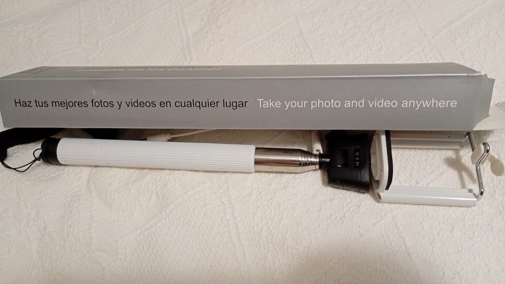 Pau de selfie. Novo